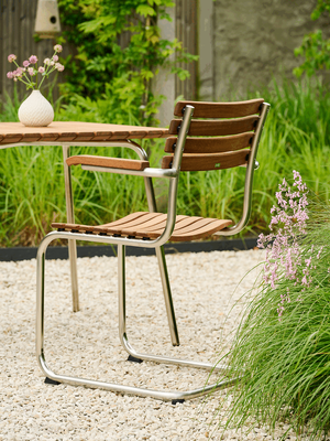 Outdoor Tisch S 1040 und Stühle S 40 von Thonet