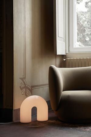 Tischleuchte Vuelta von ferm living