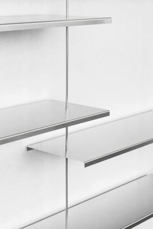 Regal Liesl von Moormann