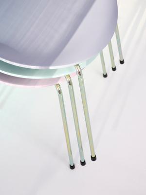 Fritz Hansen Serie 7 Stuhl in 7:14 AM Colour Edition