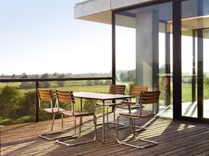 Outdoor Tisch S 1040 und Stühle S 40 von Thonet
