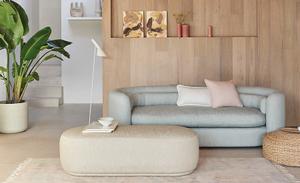 Textilien, Stoffe, Tapeten und Kissen von Romo