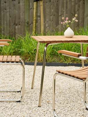 Outdoor Tisch S 1040 und Stühle S 40 von Thonet