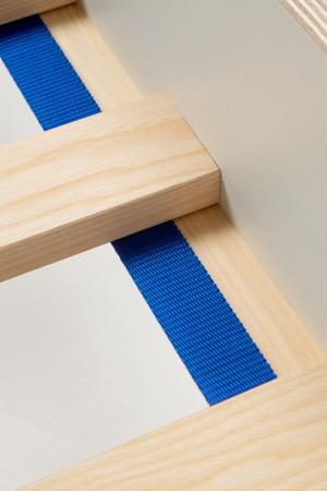 Der Lattenrost ist erhältlich in 200 und 220 cm Länge sowie Breiten von 90 bis 200 cm. Er ist passend für die Moormann-Betten Siebenschläfer, Tagedieb und Tagedieb Stapelbett.
