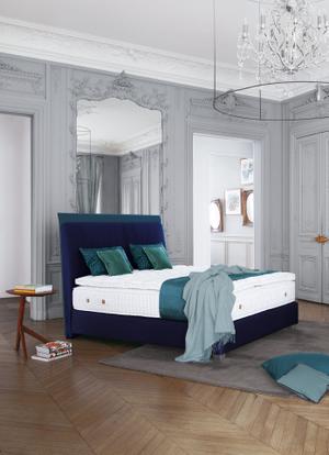 Boxspring-Polsterbett von Tréca Paris mit Kopfteil Saint-Germain in Petrol