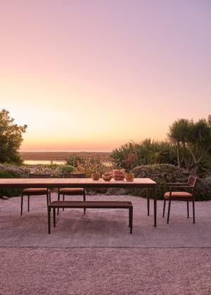 Esstisch Nagomi Tribu